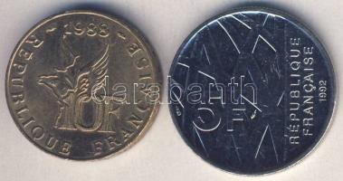 Franciaország 1988. 10Fr "Roland Garros" T:1 + 1992. 5Fr "Pierre Mendés France" ...