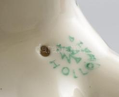 Hollóházi art deco zsiráf. Terv.: Grunda Károly. Kézzel festett, jelzett, hibátlan, m: 19,5 cm