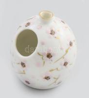 cca 1900 Japán tusfestő vízcsepegtető. Kézzel festett porcelán, jelzett, hibátlan, m: 6 cm