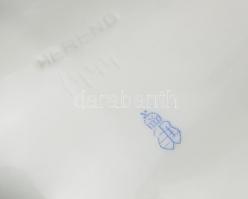 Herendi kagyló alakú virágmintás kínáló. Kézzel festett, jelzett, kis kopással 24x22 cm