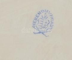 Herendi mézet cipelő medve, kézzel festett, jelzett, hibátlan, m: 13,5 cm