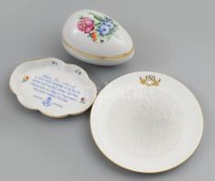 Herendi 3 darab tárgy: tojás alakú bonbonier, litofán tányér d: 15,5 cm, táncestélyi meghívó szövegével dekorált tálka.