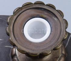 cca 1920/30 Fekete márvány kalamáris és tapper, bronz szerelékkel, porcelán betéttel, 28x20 cm