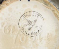 Hollóházi Riotil váza, antik jelenettel. Matricás, jelzett, kis lepattanással m: 19 cm