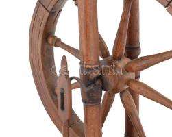 cca 1900/20, Antik rokka. Német vagy magyar, esztergált fa, kiegészítőkkel, jó állapotban, m: 90 cm ...