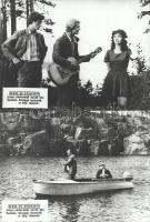 cca 1989 előtt készült, ,,Apám, az agglegény" című szovjet film jelenetei és szereplői, 17 db v...