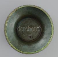 Zsolnay figurális kínáló tál. Formaterv Kovács István Eozin mázas, Jelzett, hibátlan. d:20 cm