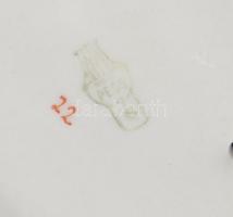 Zsolnay macskával labdázó kendős kislány. Jelzett, kézzel festett, hibátlan, m: 14,5 cm