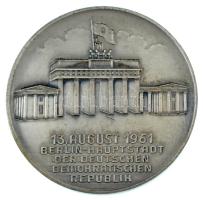 NDK 1961. "Berlin a Német Demokratikus Köztársaság fővárosa" ezüstözött fém emlékérem eredeti tokban (60mm) T:2 GDR 1961. "Berlin capital of the German Democratic Republic" silver plated metal commemorative medal in original case (60mm) C:XF