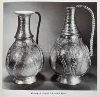 László Gyula-Rácz István: A nagyszentmiklósi kincs. Bp., 1983, Corvina. Harmadik kiadás. László Gyul...