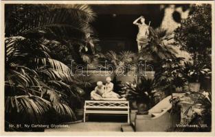 8 db régi erotikus meztelen nő motívum képeslap / 8 pre-1945 erotic nude lady motive postcards