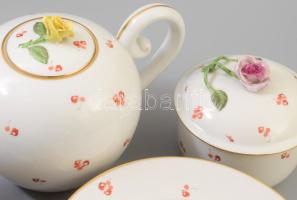 Herendi apró pirosvirágos kávés készlet, desszertes tányérokkal. cca 1920/30, fedeleken rózsa fogókk...