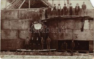 1903 Eperjes, Presov; Budapesti Kazán Kovács szerelők munka közben / Boilermakers from Budapest in work. photo (EM)