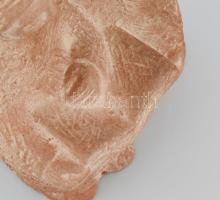 Johannes Fischedick (német 1908-1984): Olvasó gyermekpár. Terrakotta, jelzés nélkül, m: 18,5 cm