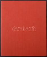 II. János Pál pápa Magyarországon kiállítási gyűjtemény: képeslapok, emléklapok, emlékérem, stb. kiá...