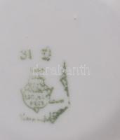 Zsolnay 2 darab tejfölös bögre, egyik lepattanásokkal, jelzett, m: 9 cm