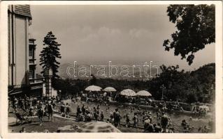 Budapest XII. Svábhegyi szanatórium strandfürdője, fürdőzők (Rb)