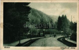 1939 Miskolc, Lillafüredi sétány, kerékpáros. Móriczné N. Lenke felvétele (fl)