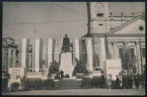 1948 Debrecen, 1848/49-es ünnepség, pecséttel jelzett fotó Gisser műterméből, 8,5×13 cm