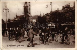 1932 Kobenhavn, Kjobenhavn, Kopenhagen, Copenhagen; Cycle Trafik / bicycle traffic (small tear)