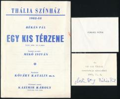 1983 Békés Pál ,,Egy kis térzene" c. darabjának bemutatója alkalmából adott emlékkártya, Békés Pál (1956-2010) szerző és Mikó István (1950- ) zeneszerző aláírásával, Forgács Péter részére címzett borítékban + A Thália Színház műsorprospektusa az előadásról