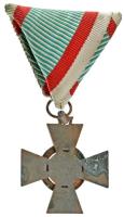 1943. "Tűzkereszt II. fokozata" oxidált hadifém kitüntetés mellszalaggal T:VF Hungary 1943...
