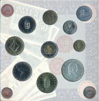 1997. 50f-200Ft (10xklf) "Magyarország pénzérméi" forgalmi sor dísztokban. A belső tokon a...