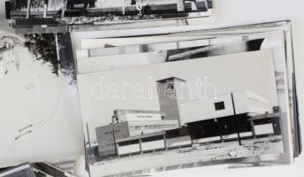 cca 1970, 100 darab fotó a Villamosszigetelő és Műanyaggyár életéből,munkások, üzemek, szabadidős te...