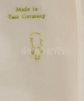 Hertwig-Katzhütte ló csikójával, jelzett, hibátlan, 18x20 cm