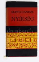Erdész Sándor: Nyírség. Bp., 1974, Gondolat. Fekete-fehér fotókkal illusztrálva. Kiadói félvászon-kötés, minimálisan sérült kiadói papír védőborítóban. Megjelent 3000 példányban.