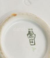 Zsolnay szalonnázó paraszt. Jelzett, hibátlan, m: 32,5 cm