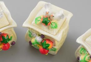 3 db Casa nova porcelán fűszeres, konyhai edény plasztikus gyümölcs mintákkal m: 12 cm