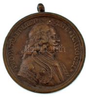 1938. "Felvidéki Emlékérem" bronz kitüntetés mellszalag és függesztőkarika nélkül T:XF ph. Hungary 1938. "Upper Hungary Medal" bronze decoration without ribbon and suspension ring C:XF edge errors NMK 427.