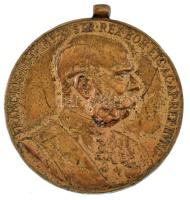 1898. "Jubileumi Emlékérem a Fegyveres Erő Számára / Signum memoriae (AVSTR)" bronz kitüntetés mellszalag és függeztőkarika nélkül T:VF Hungary 1898. "Commemorative Jubilee Medal for the Armed Forces" bronze decoration without ribbon and suspension ring C:VF