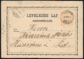 1874 2kr díjjegyes levelezőlap "BUDAPEST / BÉCS" mozgóposta bélyegzéssel / PS-card with railway postmark