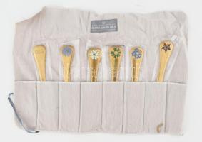 cca 1975-185 4 db Ezüst(Ag) Georg Jensen dán dísz kés jelzett, h: 16,5 cm, nettó: 59, g / dv, összesen 354 g Aranyozott, hibátlan, eredeti tokban