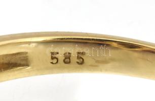 Arany (Au) 14K gyűrű füstkvarccal, jelzett, méret: 52, bruttó: 1,8 g
