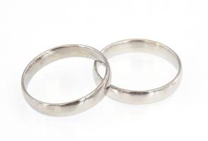 Ezüst(Ag) 2 db karikagyűrű, jelzett, méret: 60, nettó: 5,5 g