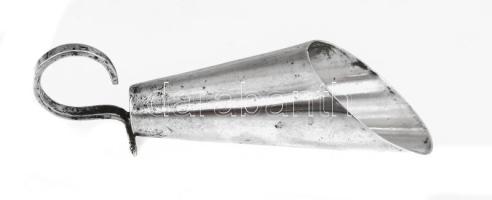 Ezüst(Ag) tölcsér alakú fűszermérő, jelzett, h: 8,2 cm, nettó: 13,7 g