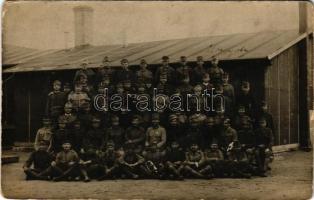 1918 Párkánynána, Párkány-Nána, Parkan-Nána, Parkan, Stúrovo; osztrák-magyar katonák csoportja / WWI Austro-Hungarian K.u.K. military, group of soldiers. photo (kopott sarkak / worn corners)