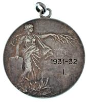 1932. "Keletmagyarországi Labdarúgók Alszövetsége" kétoldalas, jelzett Ag díjérem füllel, ...