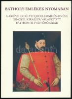 Dinyési János (szerk.): Báthory-emlékek nyomában. a 450 éve erdélyi fejedelemmé és 445 éve lengyel királlyá választott Báthory István öröksége. Bp., 2021, Magyar Emlékért a Világban Egyesület. 122 p. Színes és fekete-fehér képekkel illusztrált. Kiadói papírkötés.