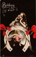 Boldog Újévet / New Year greeting art postcard with girl, pig and horseshoe (EM)