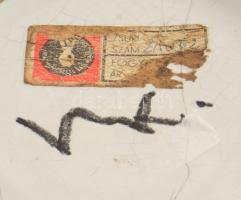 Kerezsi Gyöngyi: Váza. Jelzett, kis pattogzással, m: 28,5 cm