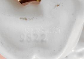 Fuvolázó puttó, sorszámozott, német, kopott, m: 8,5 cm