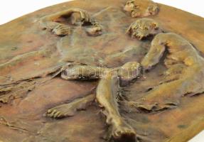 Eskulits Tamás (1947- ): Levétel a keresztről. Jelzett, bronz, 33,5x31 cm