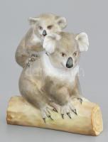 Herendi Koala kicsinyével. Jelzett, kézzel festett, hibátlan, eredeti dobozában, m: 13 cm. Ritka! /// Herendi Koala with its young. Marked, hand-painted, flawless, in its original box, height: 13 cm. Rare!