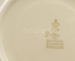 6 darab porcelán reggeliző szett: csésze alátéttel és desszertes tányér. Jelzett, kopással, közte ri...