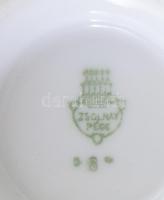 Zsolnay virágmintás kiöntő 2 darab pohárral, jelzett, kopással, m: 17 cm
