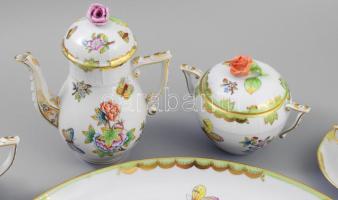 Herendi Viktória mintás, mokkás készlet. Hat személyes, teljes, plusz egy nagy tálca d: 40 cm. Kézze...